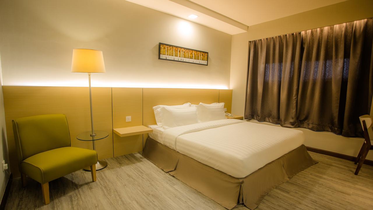 Zen Boutique Hotel Ulu Tiram Exteriör bild