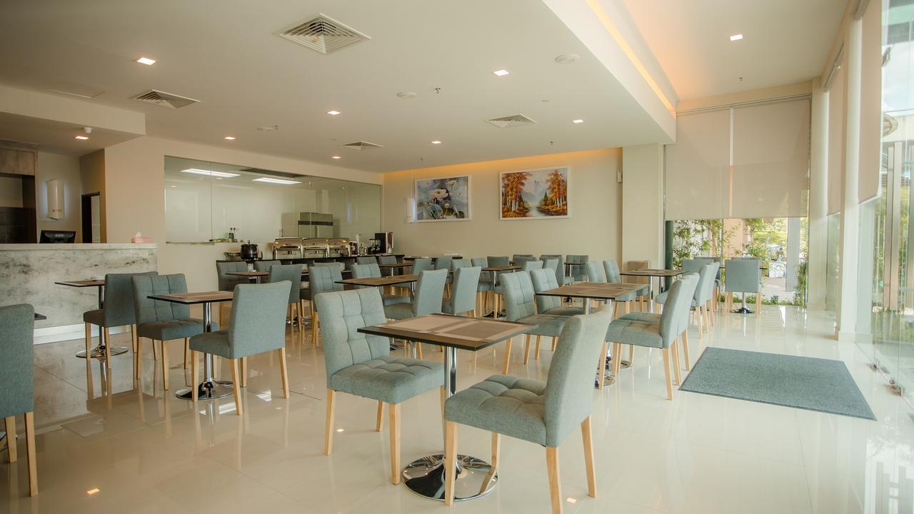 Zen Boutique Hotel Ulu Tiram Exteriör bild